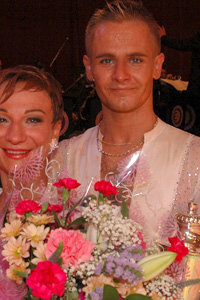 Blackpool 2008 sport si dans. dans sportiv - cursuri de dans pentru copii si adulti - lectii de dans in bucuresti central si berceni. dans sportiv pentru copii. sala de dans - studio de dans. scoala de dans in bucuresti. dansatori perechi dans sportiv evenimente nunta. valsul miresei. invata sa dansezi. lectii dans nunta. cursuri dans
