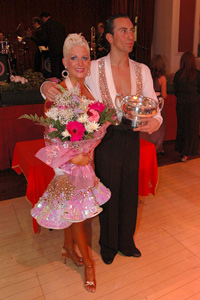 Blackpool 2008 sport si dans. dans sportiv - cursuri de dans pentru copii si adulti - lectii de dans in bucuresti central si berceni. dans sportiv pentru copii. sala de dans - studio de dans. scoala de dans in bucuresti. dansatori perechi dans sportiv evenimente nunta. valsul miresei. invata sa dansezi. lectii dans nunta. cursuri dans