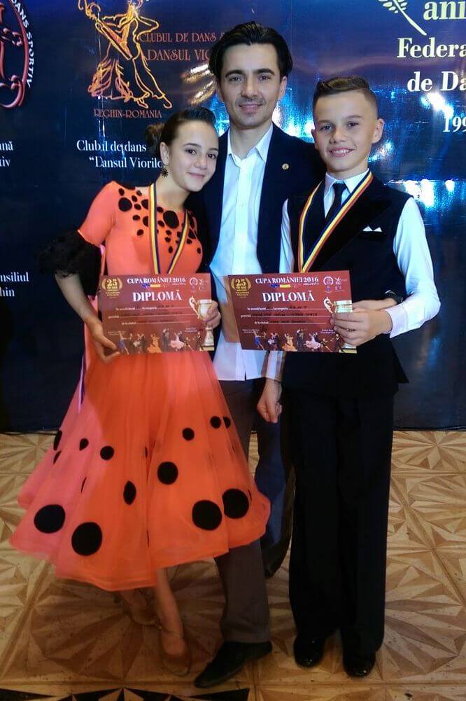 Camelia, Virgil, Ionut sala de dans bucuresti